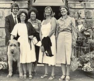 NBAS Symposium Dublin Castle, 1982 - Kevin, Grette Myrdal, Connie Keefer, Hanne Munck, Kate Buttenweiser and piper.